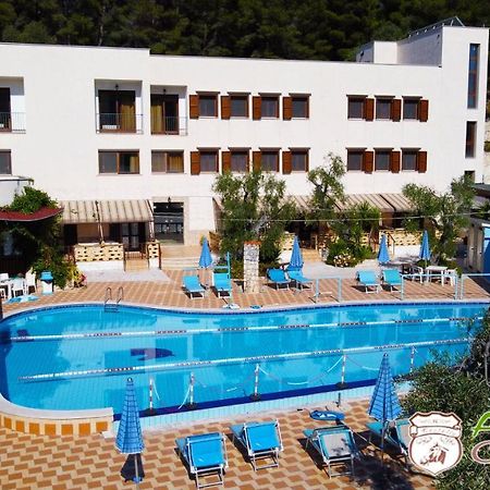 Agricostella Agriturismo Вьесте Экстерьер фото