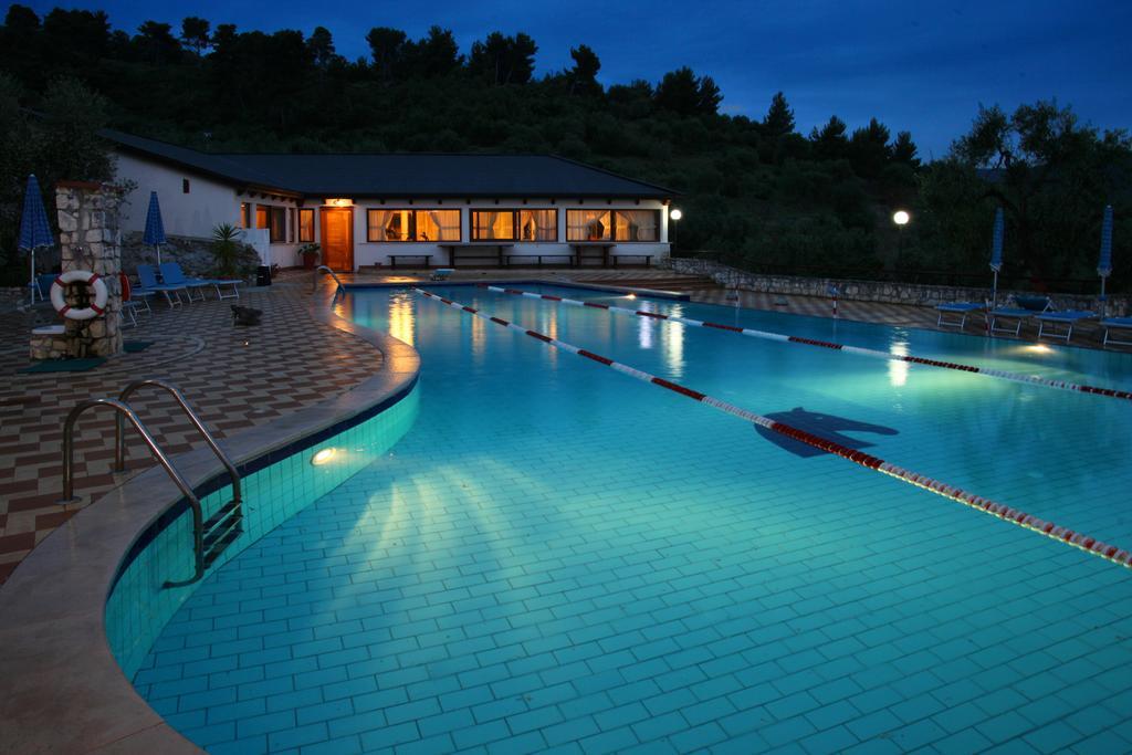 Agricostella Agriturismo Вьесте Экстерьер фото