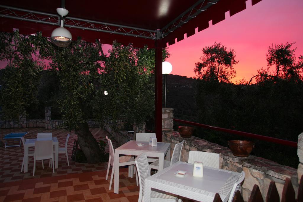 Agricostella Agriturismo Вьесте Экстерьер фото