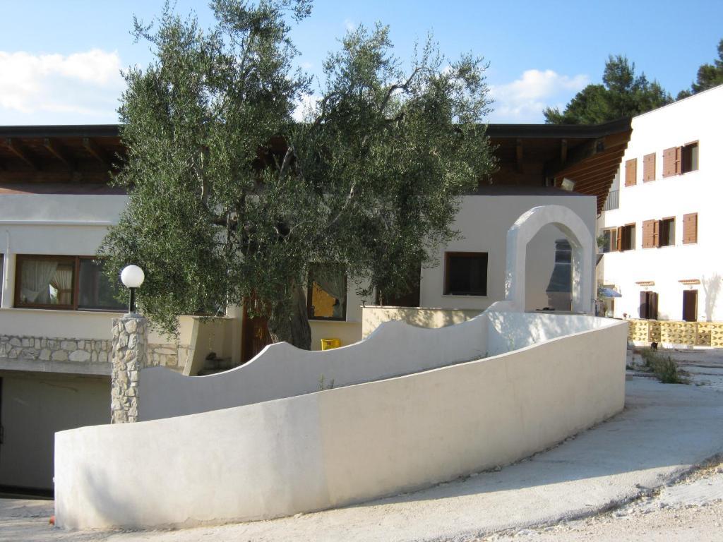 Agricostella Agriturismo Вьесте Экстерьер фото