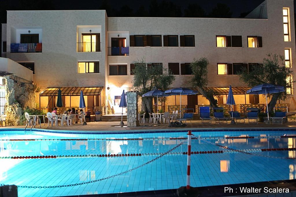 Agricostella Agriturismo Вьесте Экстерьер фото